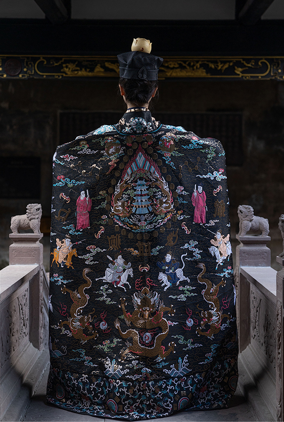 Authentic Sanqing Daoist Robe Replica - Four Divine Emblems Ritual Gown for Taoist Priests | Men's Tai Chi Bagua  Costume