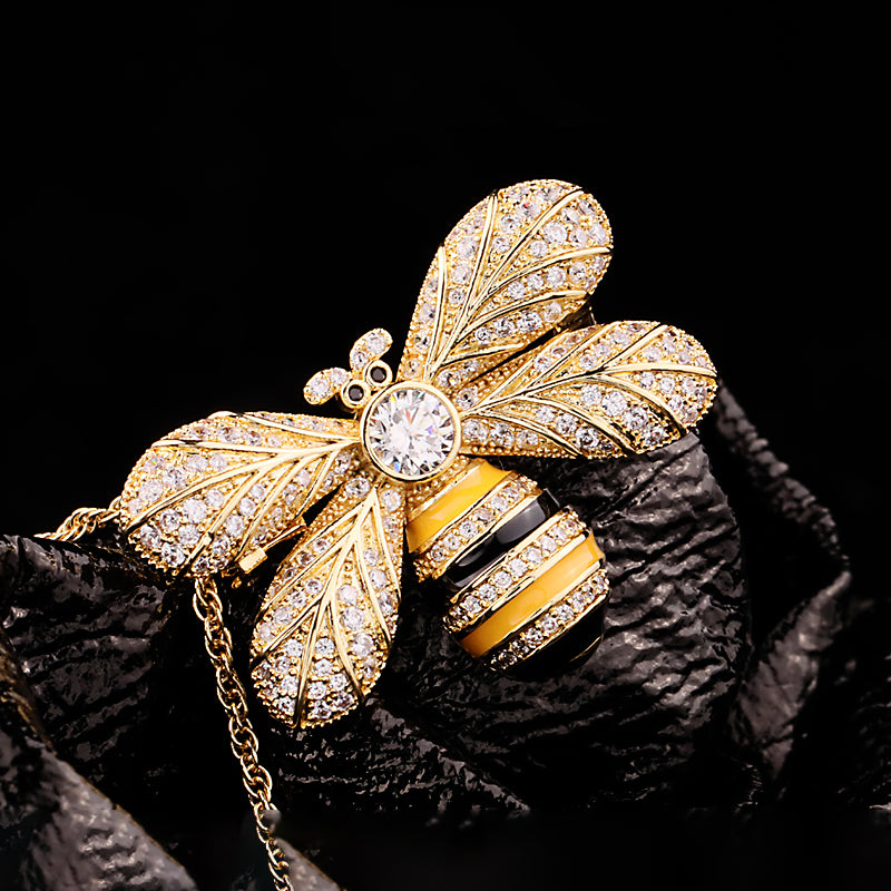 Bee brooch