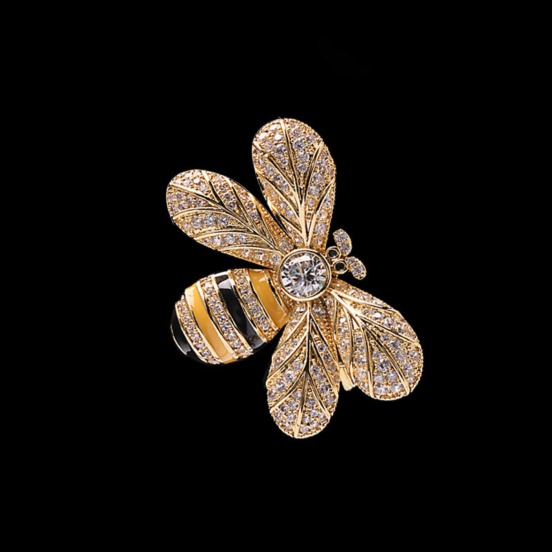 Bee brooch