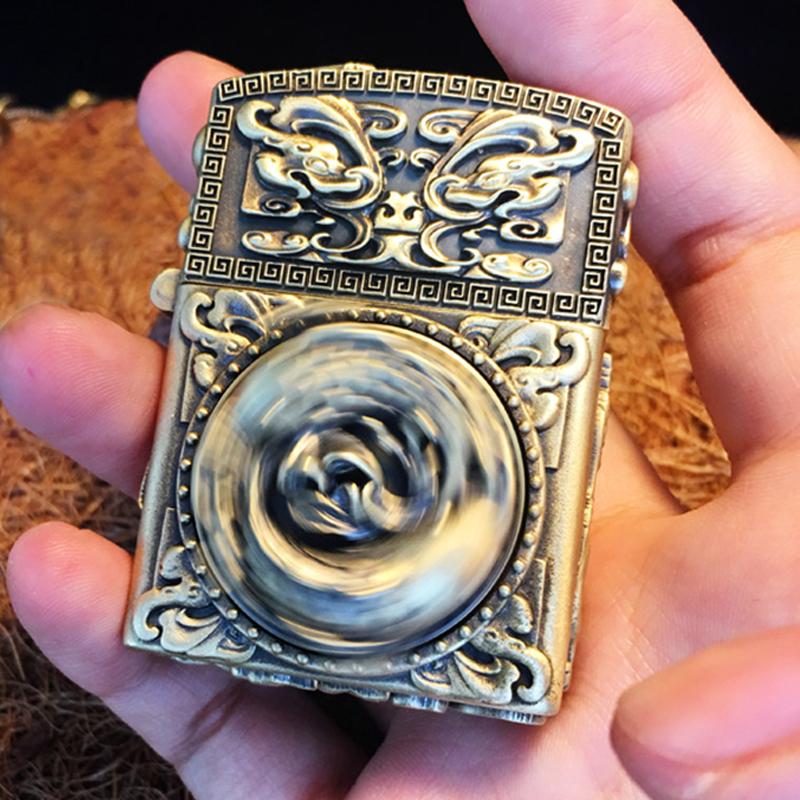 Double-sided rotating lighter shell Loong 